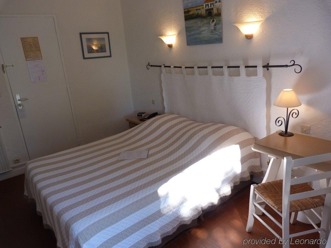 Hotel Les Gollandieres Le Bois-Plage-en-Re Room photo