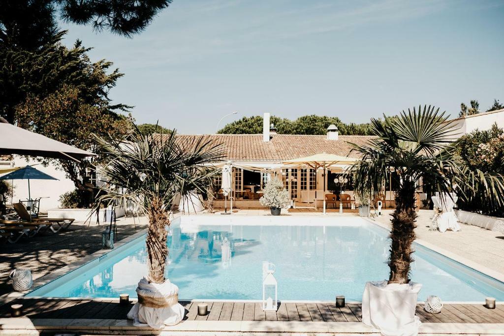 Hotel Les Gollandieres Le Bois-Plage-en-Re Exterior photo
